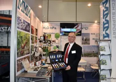Dr. Timo C. Mosler am Stand der MMM tech support GmbH & Co KG.